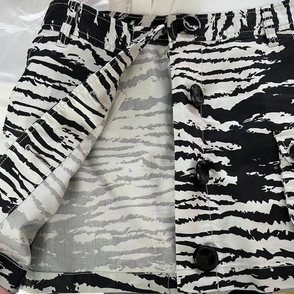 Armani Exchange (0) Black White Zebra Cargo Pocket Mini Skirt Wrap Button Up - Picture 5 of 8